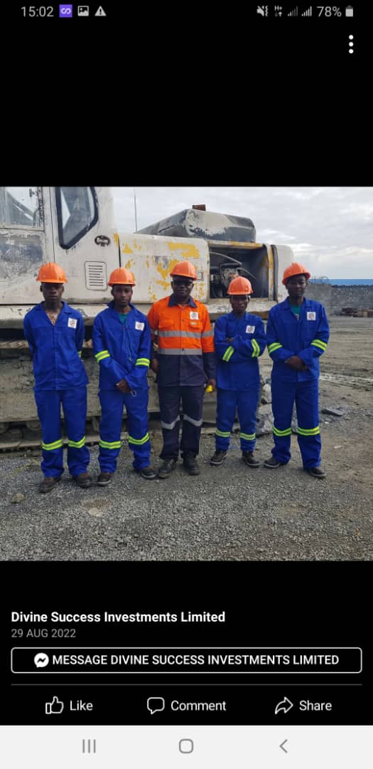 DSIL team at mine site